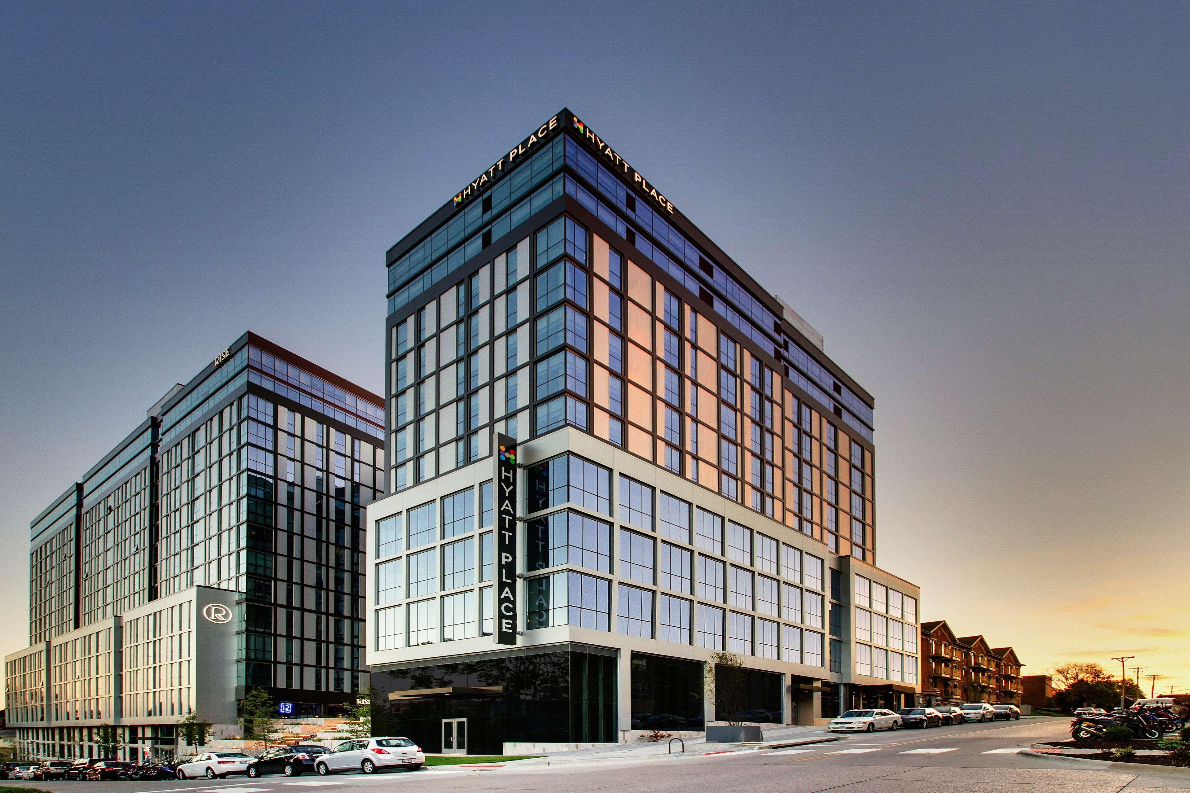 Hyatt Place Iowa City Downtown Exteriör bild