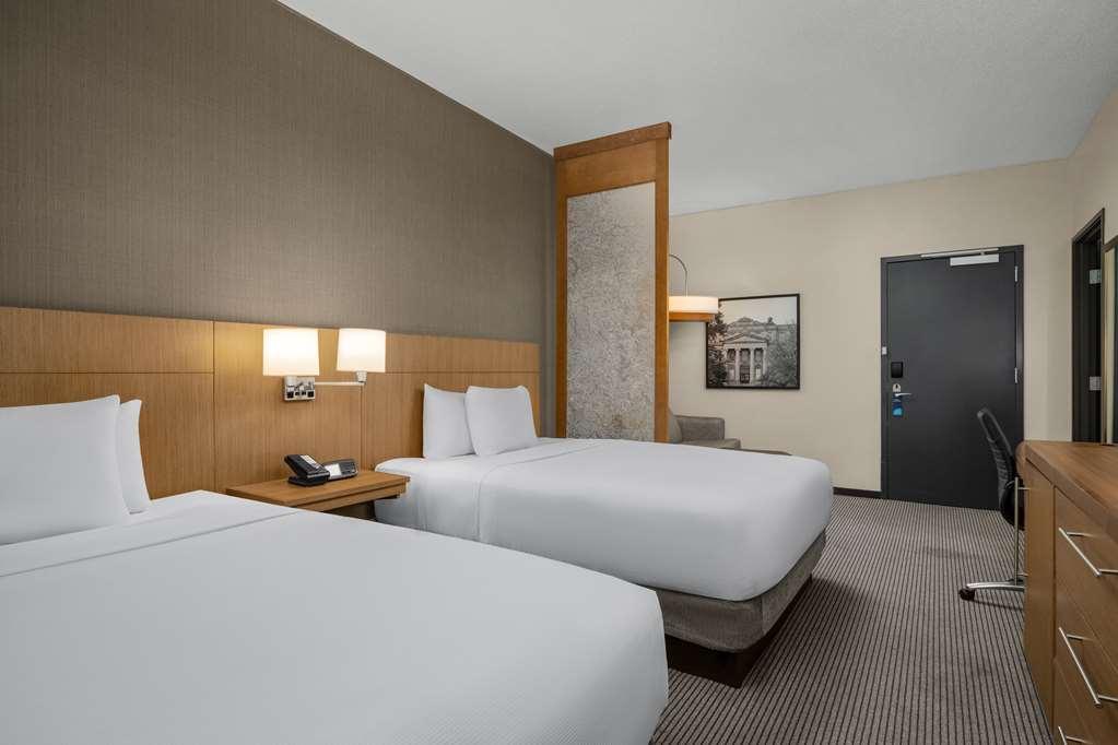 Hyatt Place Iowa City Downtown Rum bild