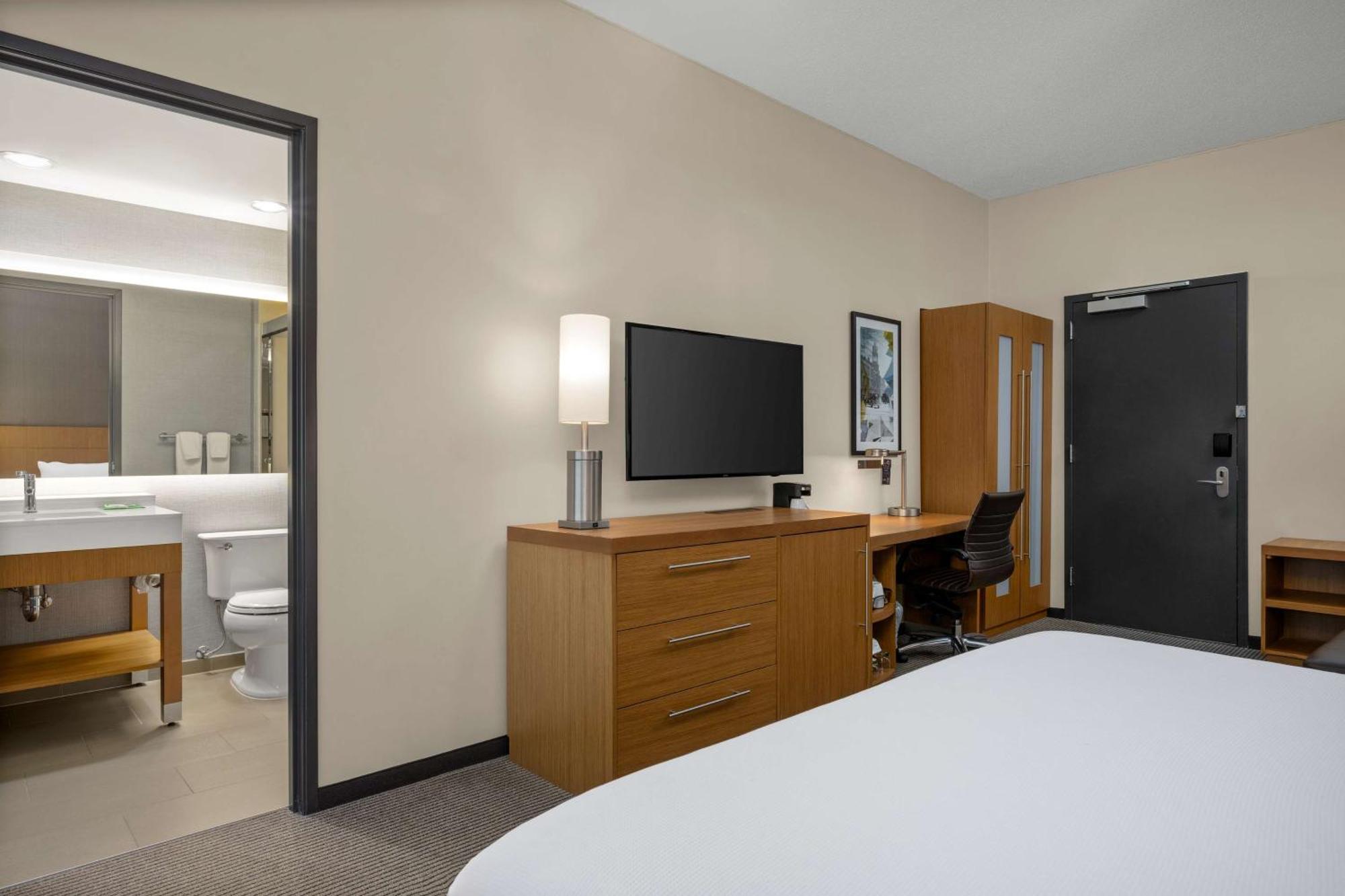 Hyatt Place Iowa City Downtown Exteriör bild