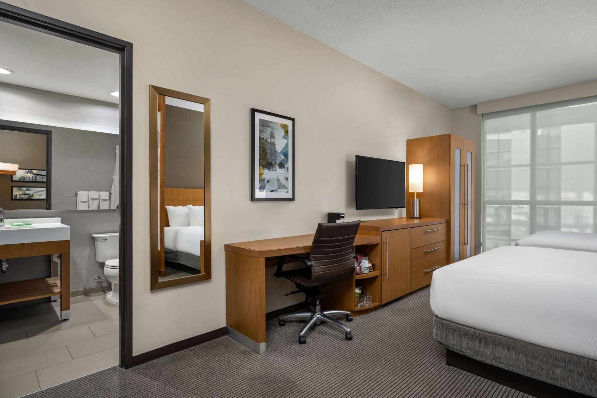 Hyatt Place Iowa City Downtown Exteriör bild