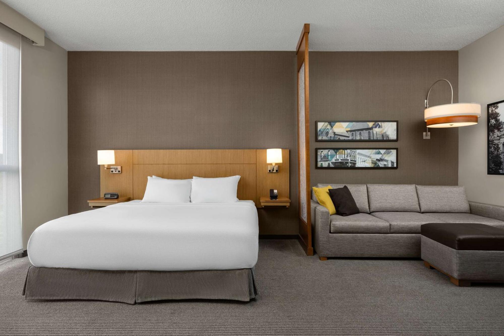 Hyatt Place Iowa City Downtown Exteriör bild